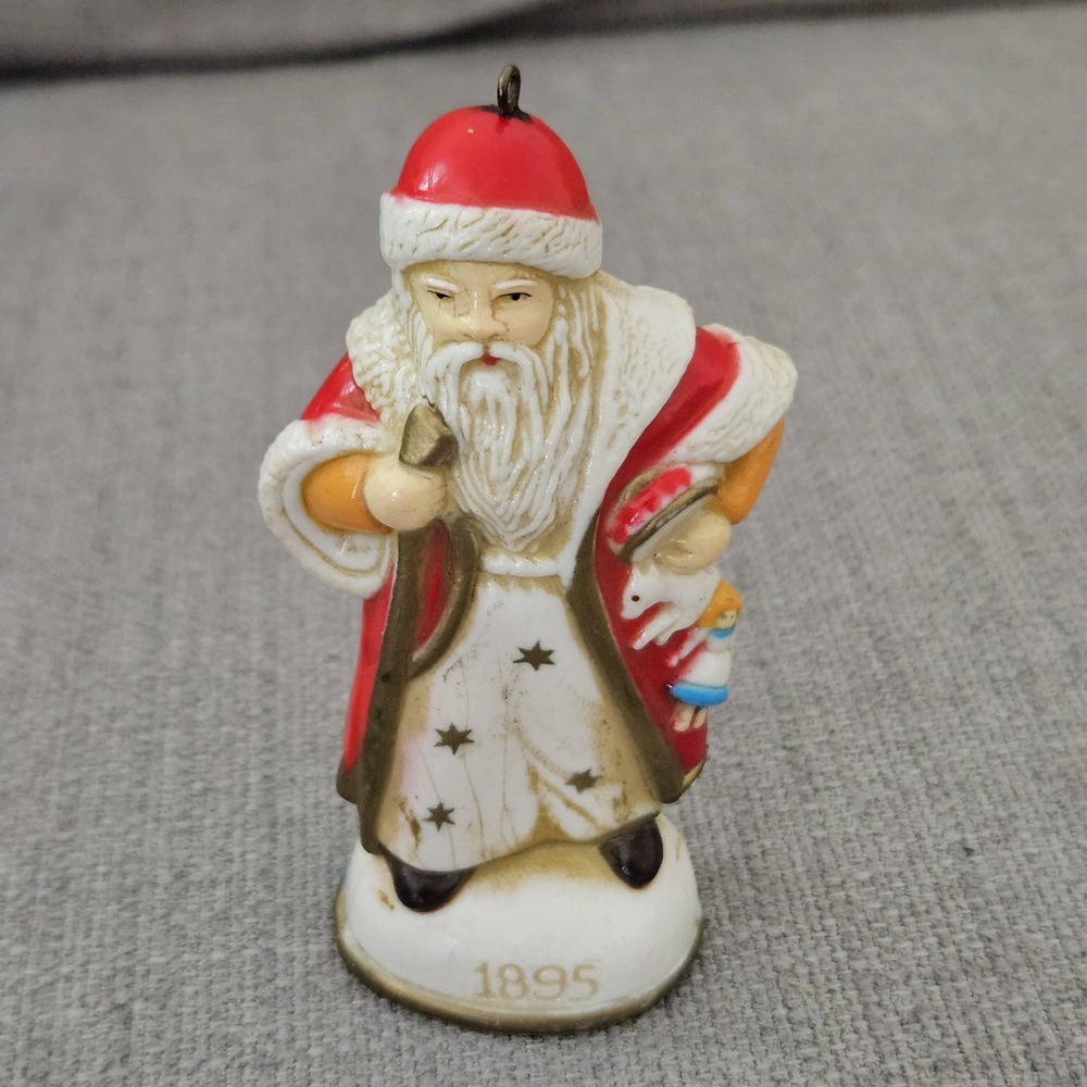 1895 Santa Claus Ceramic Ornament, Memories of Santa‎ Collection (1984)